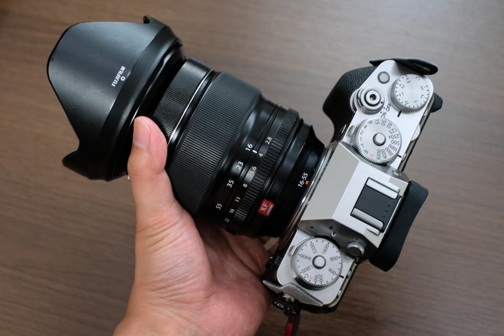 XF16-55mmF2.8のサイズ感