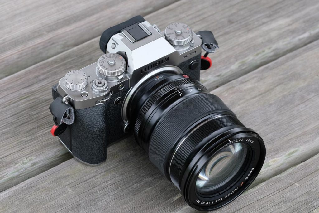 FUJIFILM X-T4