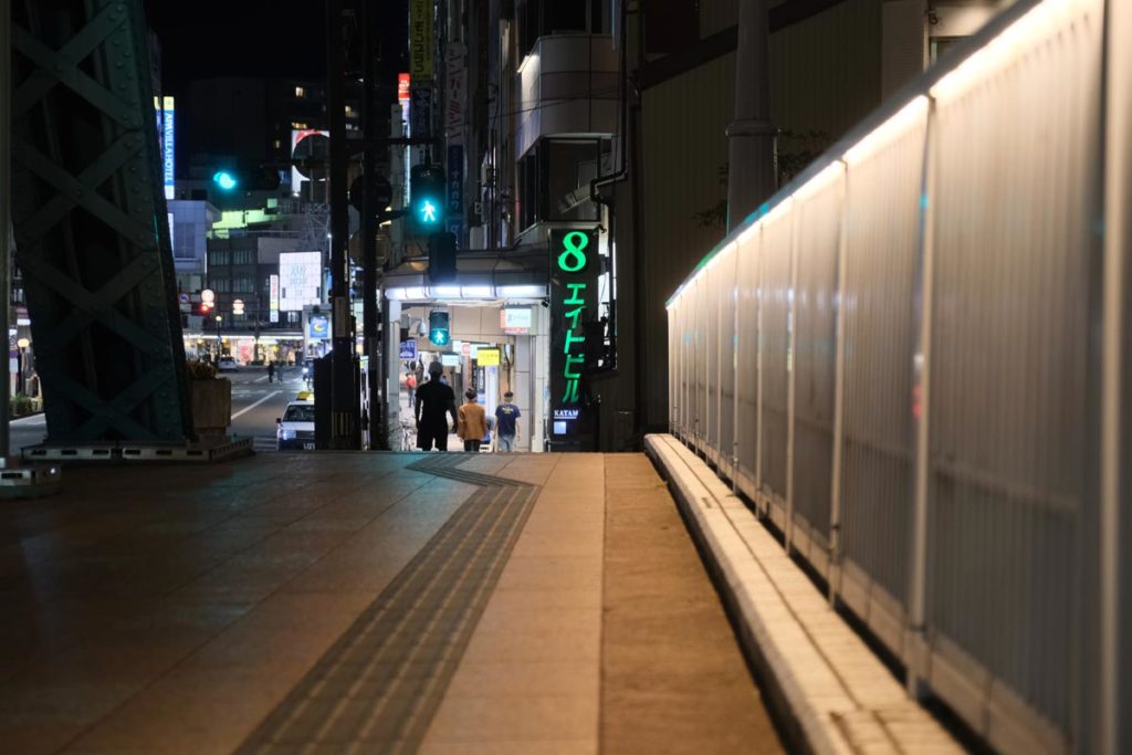 X-T4で夜の街を撮影