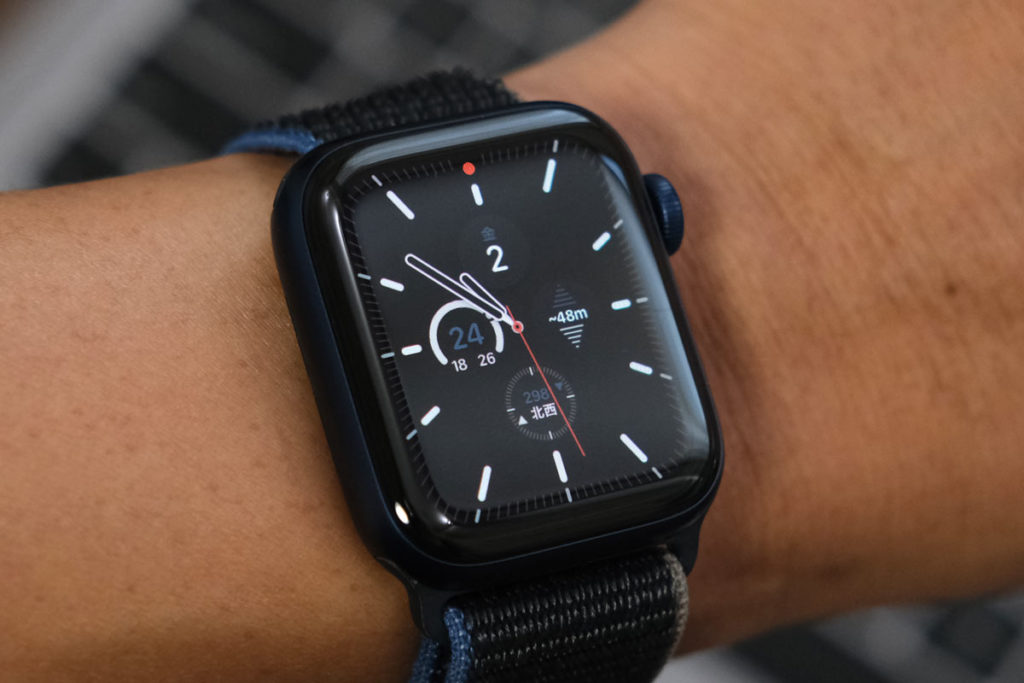 Apple Watch 6は文字盤に高度計を表示できる