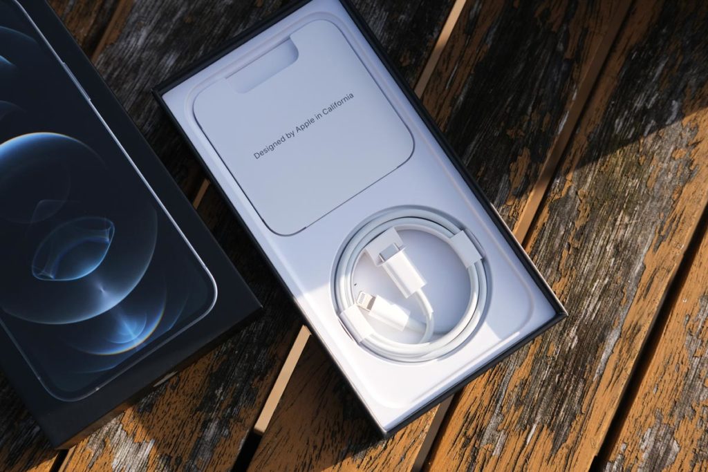 iPhone 12 Pro 付属品