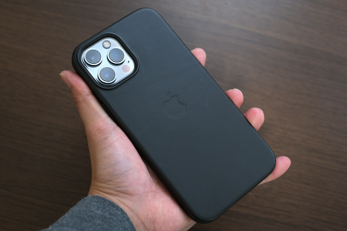 iPhone 12 Pro Max 純正のケース