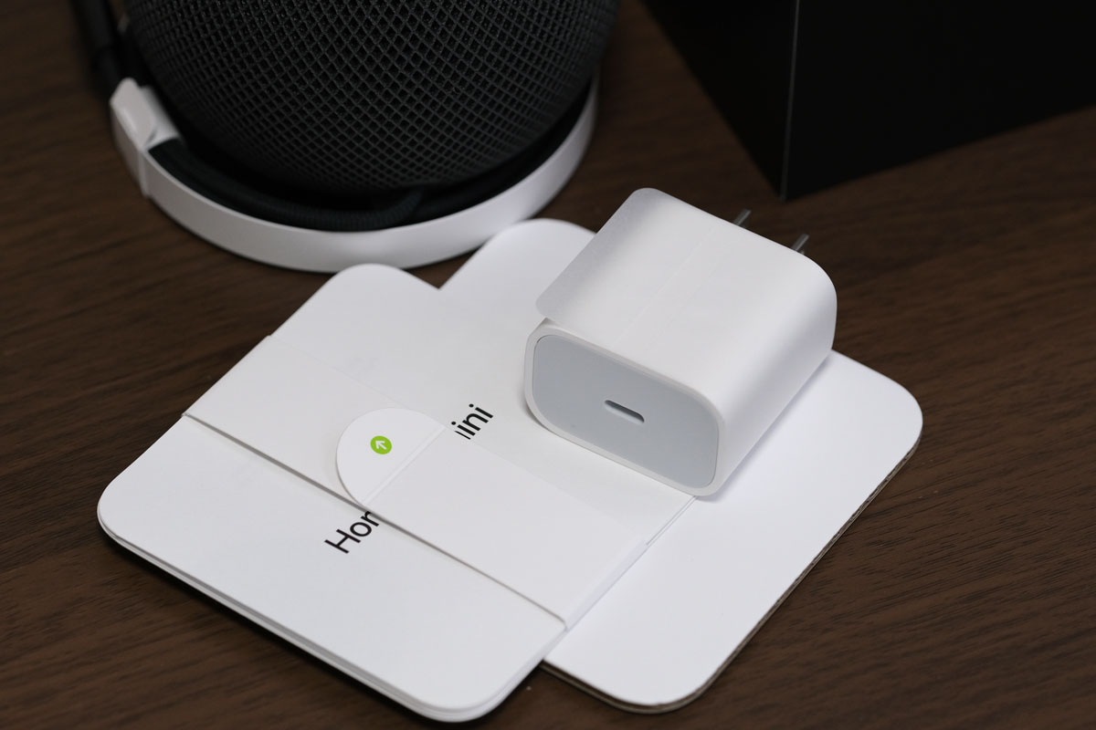 Apple 20W USB-C電源アダプタ