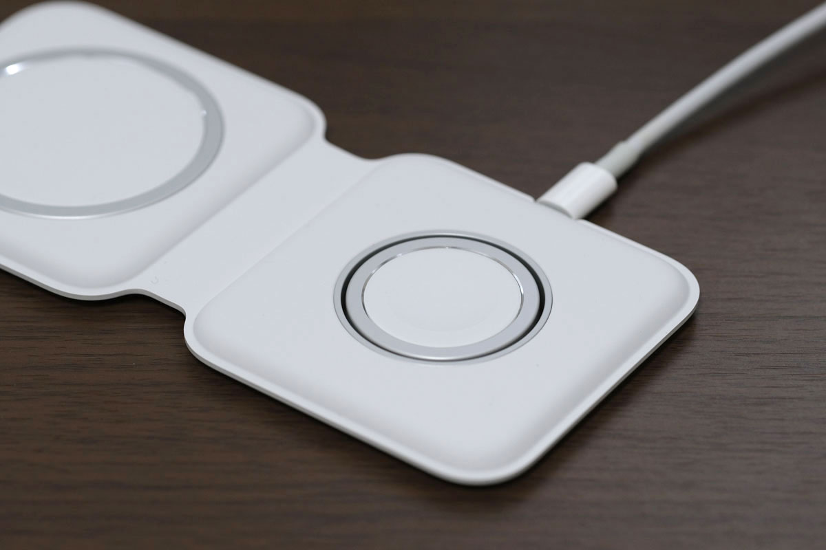 Apple Watchの充電パッド