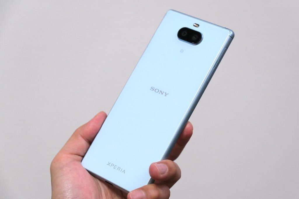 Xperia 8