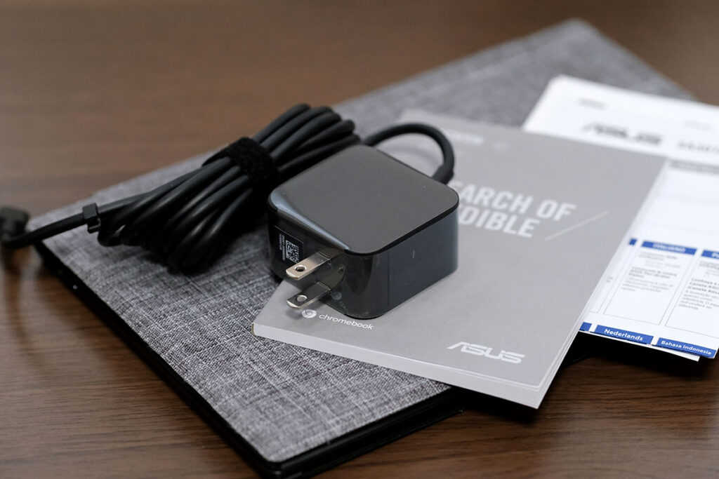 充電器は45W