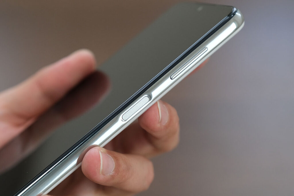 Galaxy A32 5G サイドフレーム