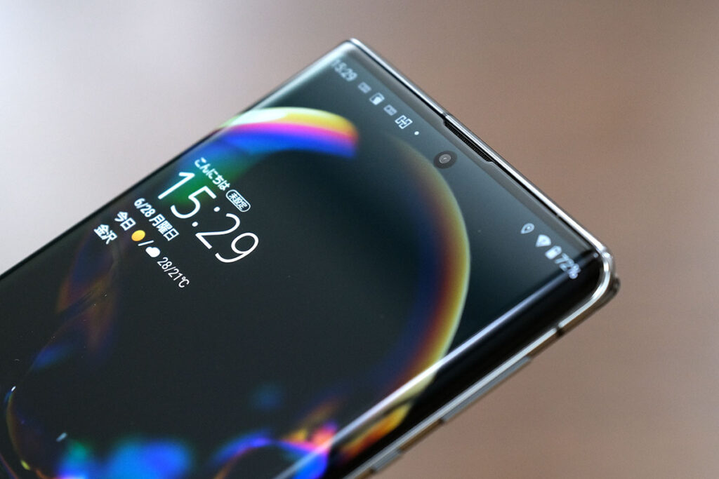 AQUOS R6の内蔵スピーカー