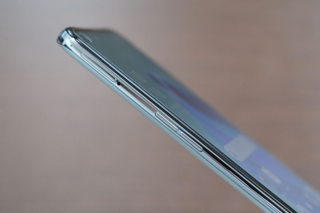 OPPO Reno 5A 音量ボタン