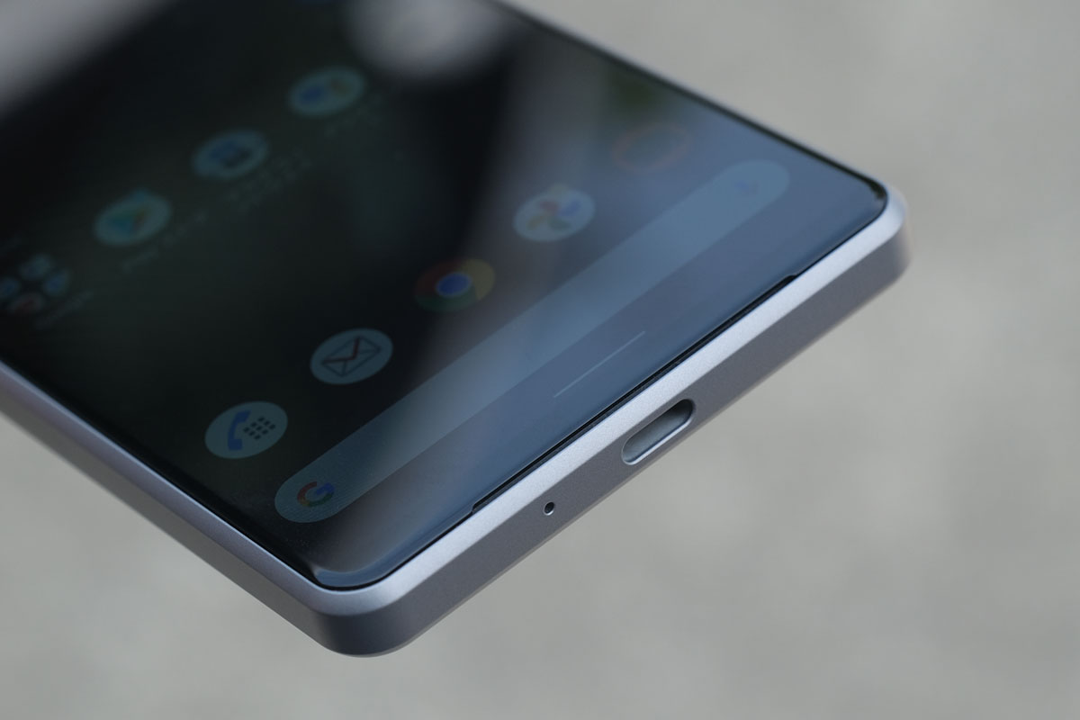 Xperia 1 III 内蔵スピーカー
