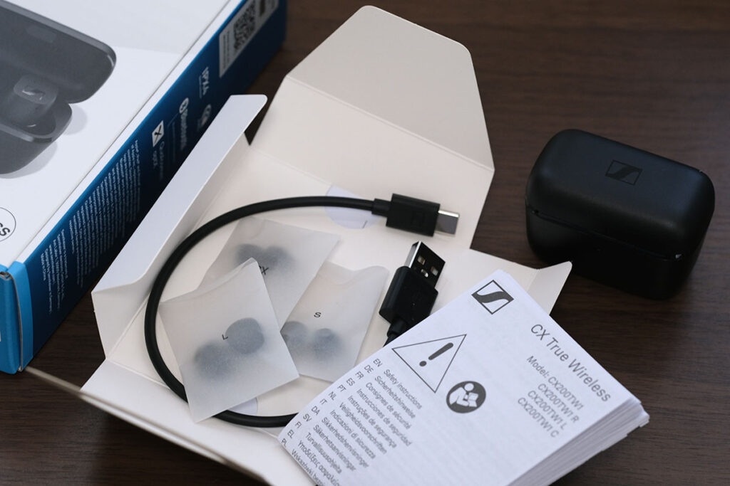 CX True Wireless 同梱品一式