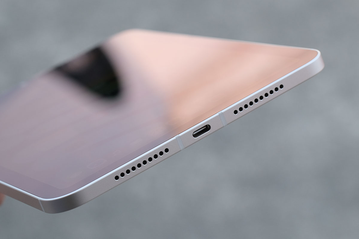 iPad mini（第6世代）筐体の下側