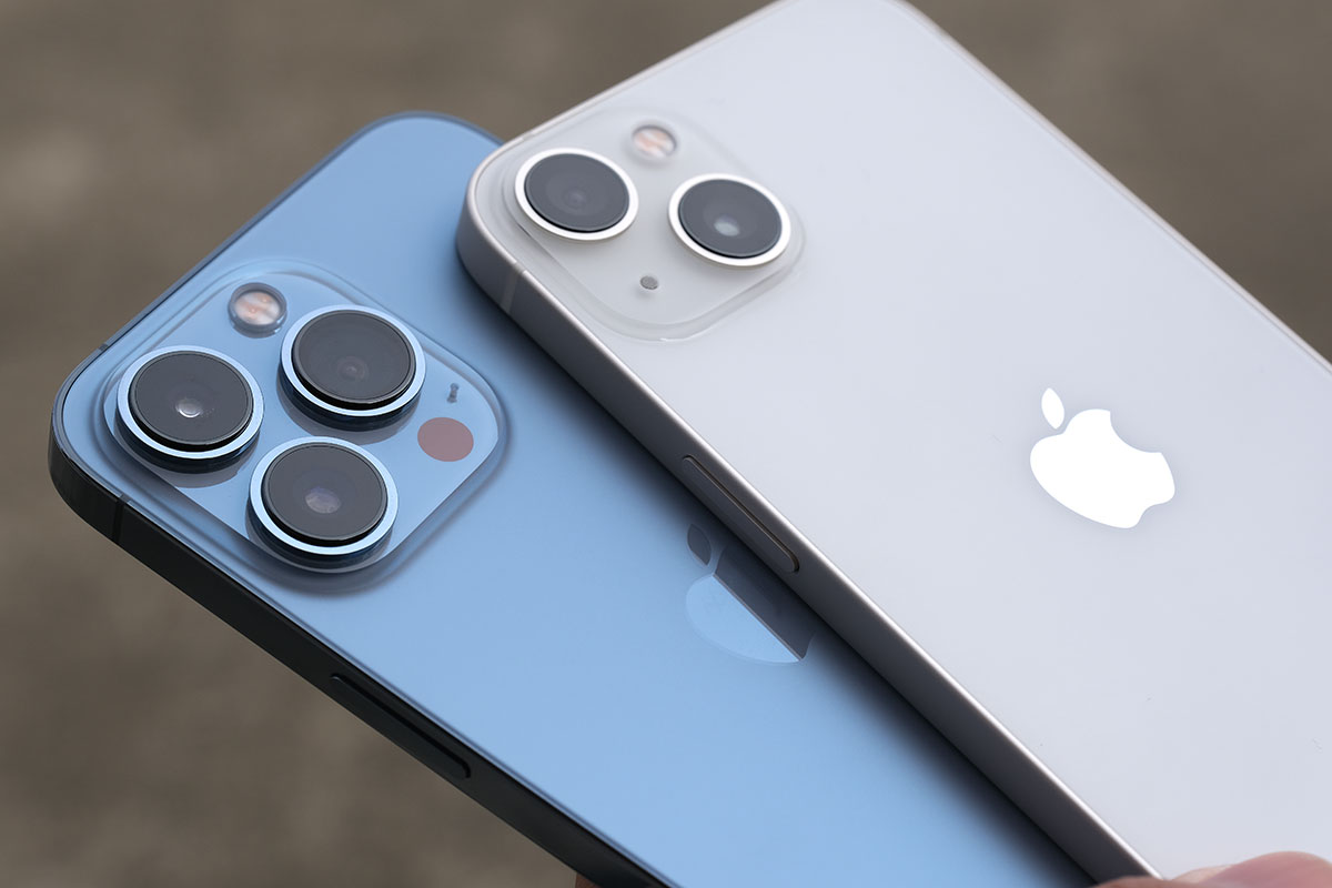 iPhone トリプルカメラとデュアルカメラ