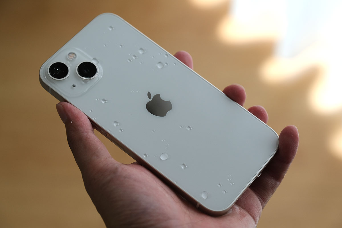 iPhone 13 耐水性能