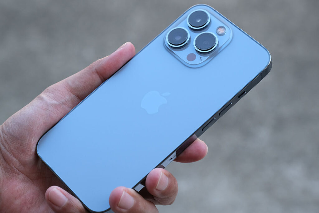 iPhone 13 Pro 背面パネル