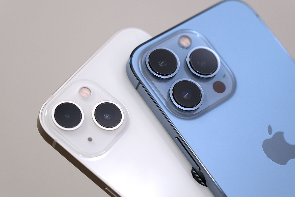 iPhone 13、iPhone 13 Proのリアカメラ