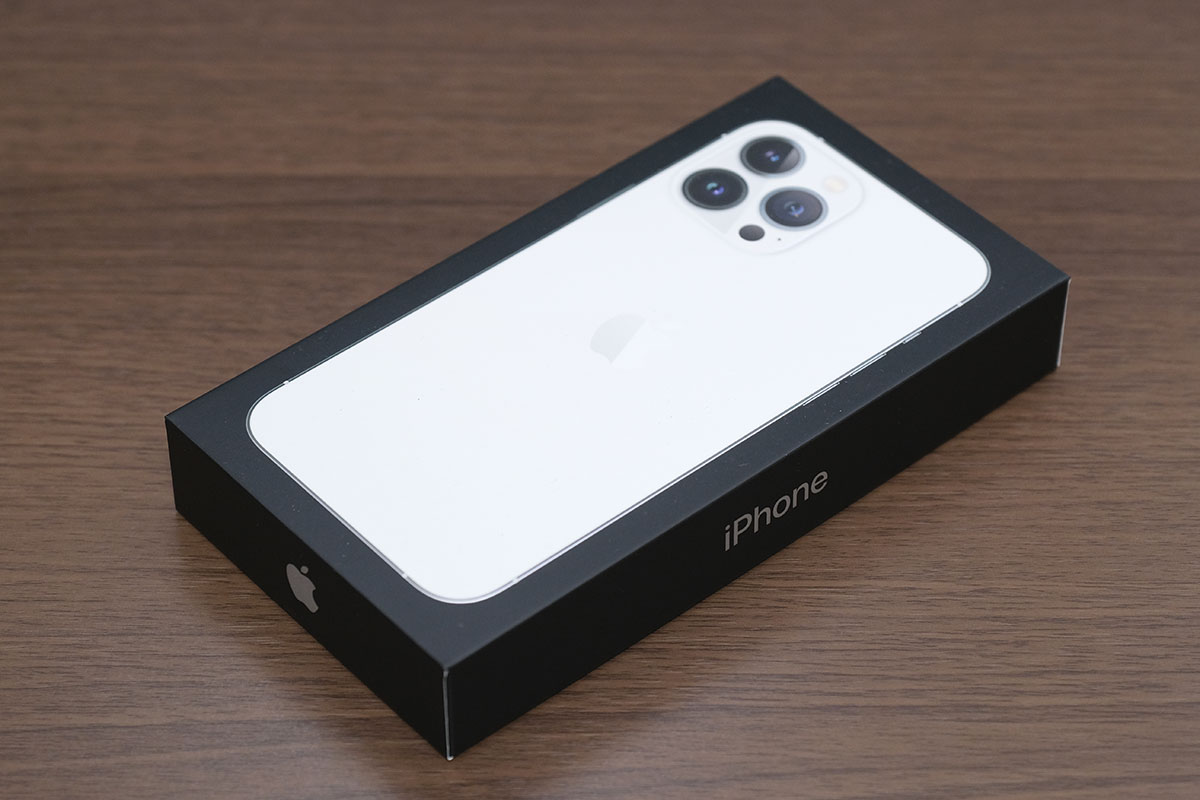 iPhone 13 Pro Max パッケージ