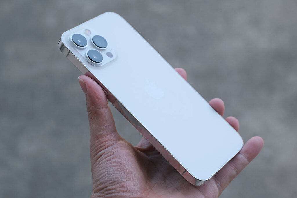 iPhone 13 Pro Max 背面パネル