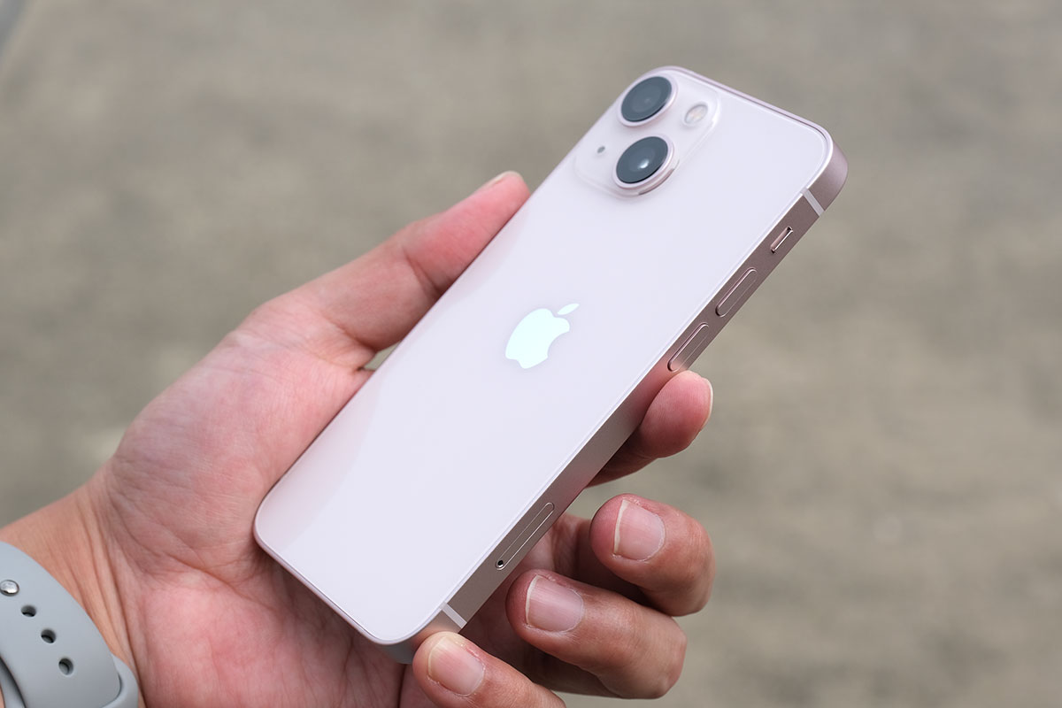 iPhone 13 mini 背面パネル