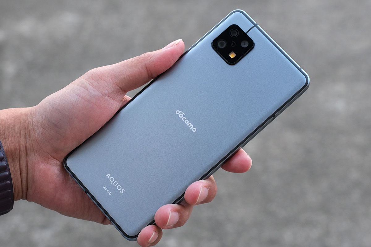 AQUOS sense6 背面デザイン