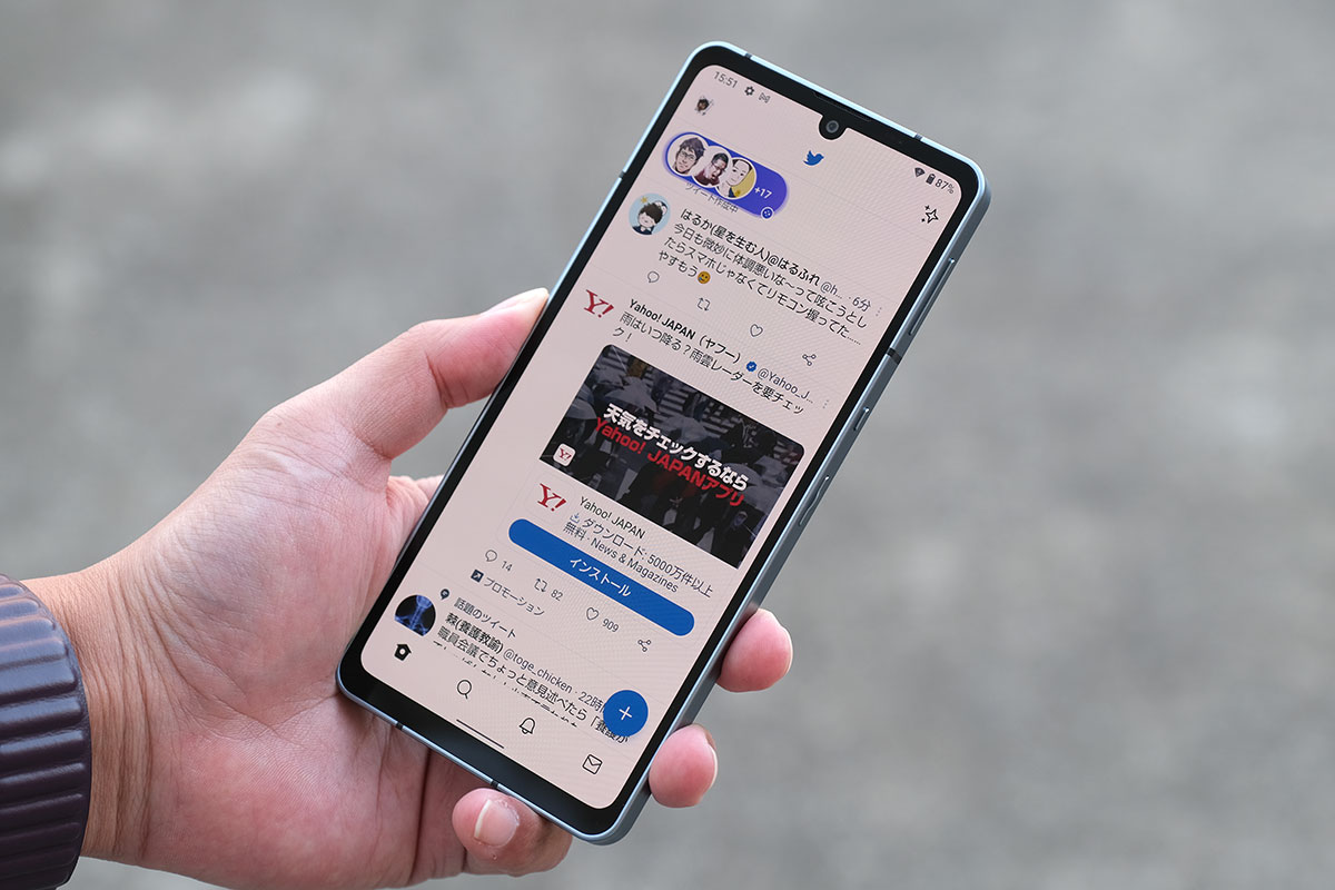 AQUOS sense6 有機ELディスプレイ