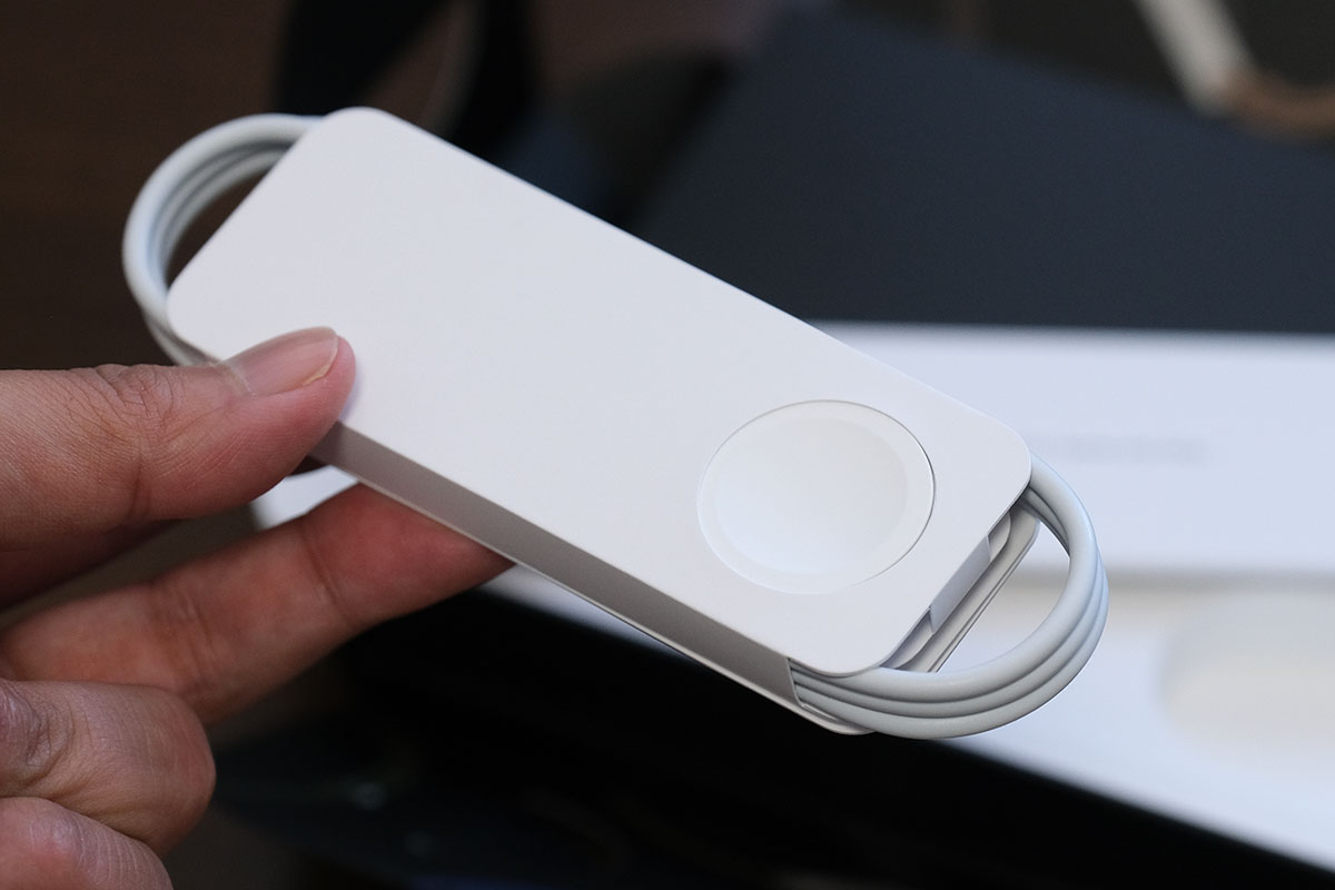 Apple Watch Nike 充電パッド