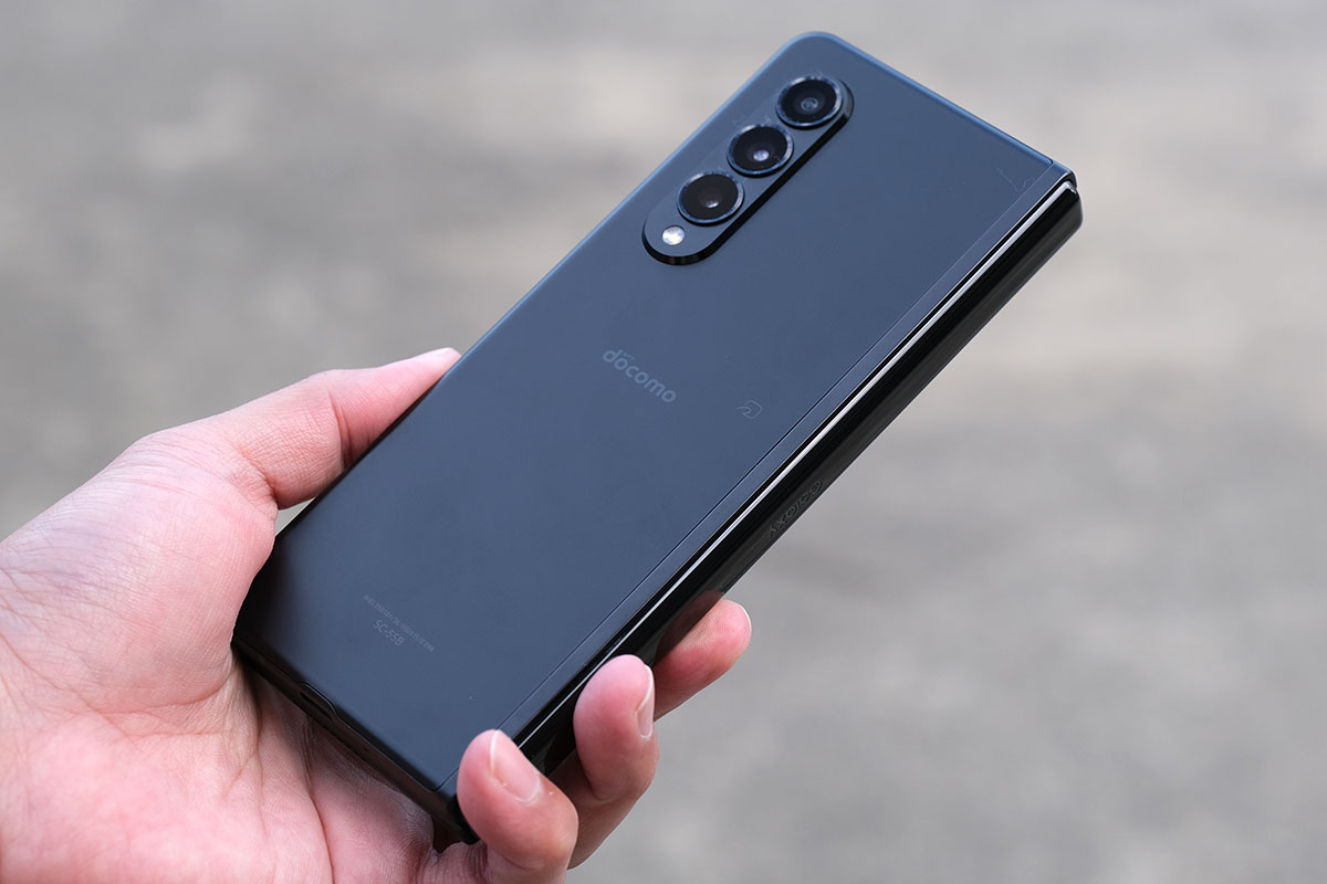 Galaxy Z Fold3 折り畳んだ状態
