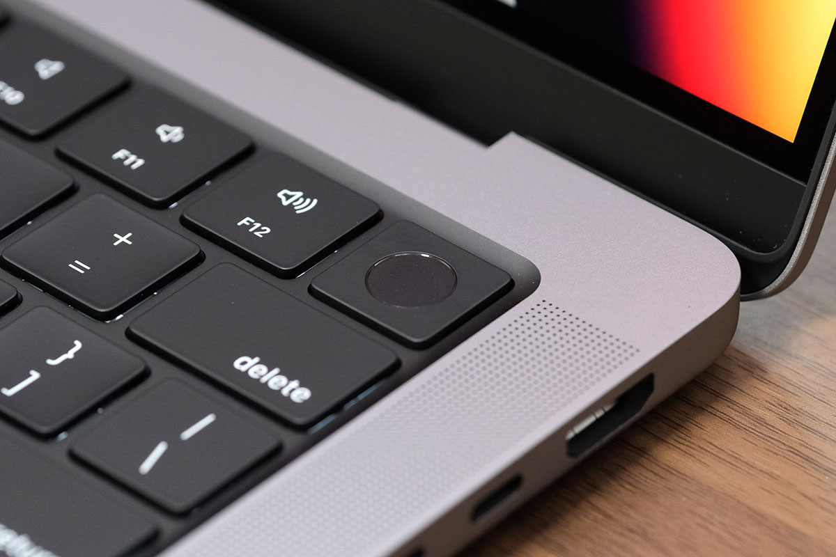MacBook Pro 14インチ Touch ID