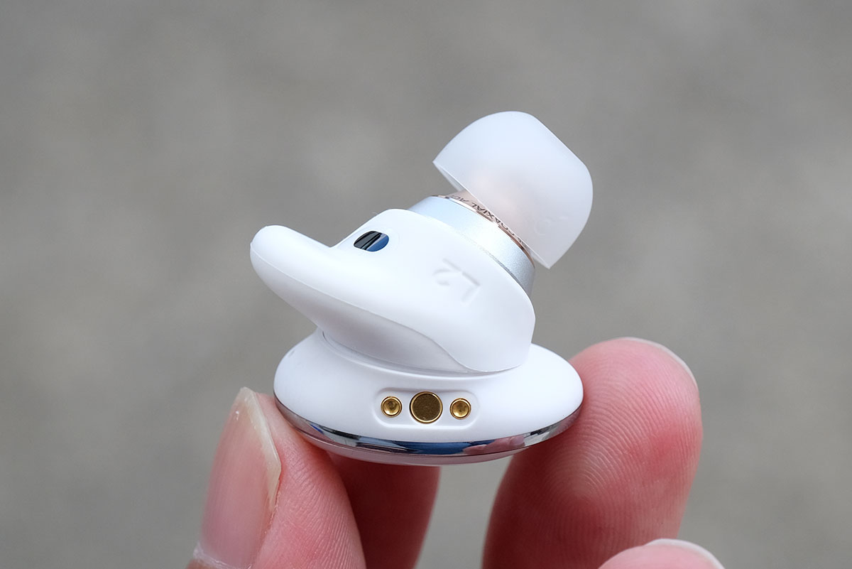 Soundcore Liberty 3 Pro イヤホンの形状