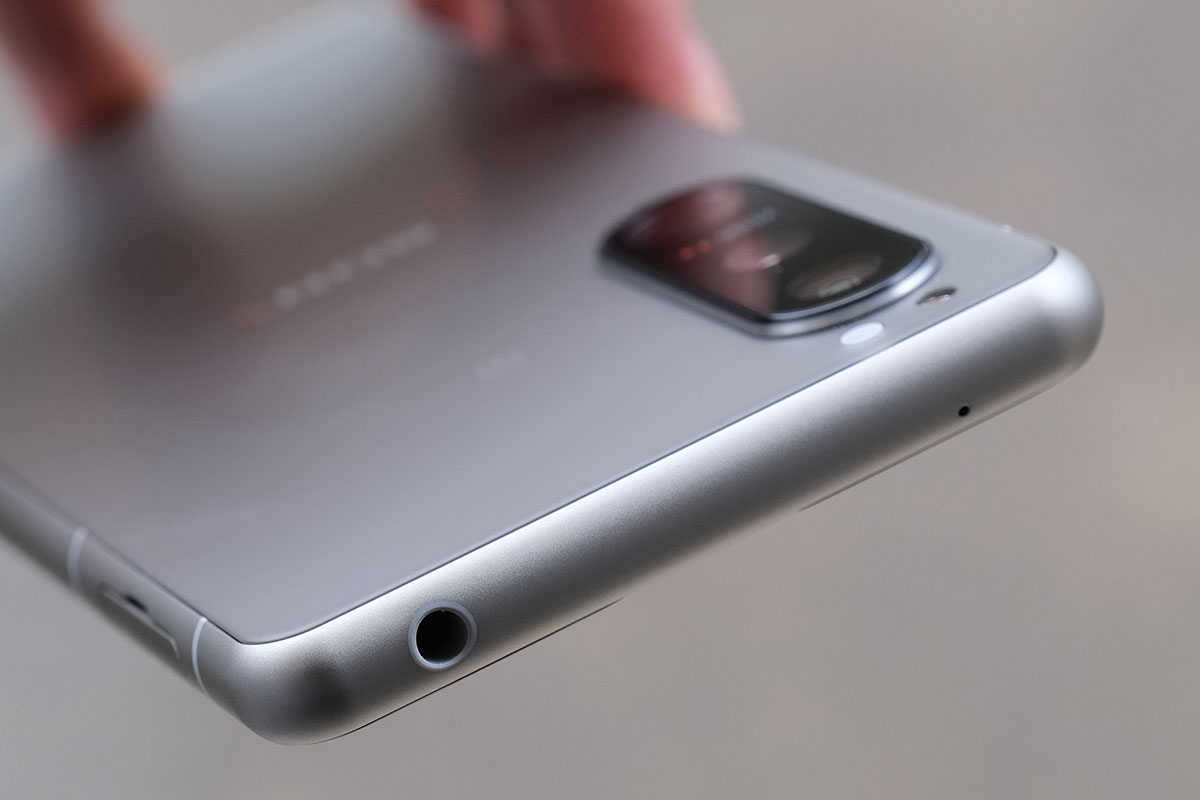 Xperia 5 III 3.5mmオーディオジャック
