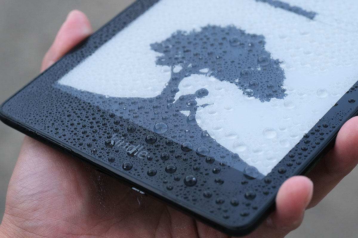 Kindle Paperwhite 防水仕様