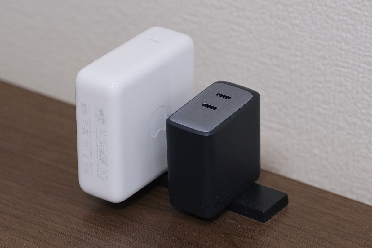 Apple USB-C 67W・PowerPort III 2-Port 65W