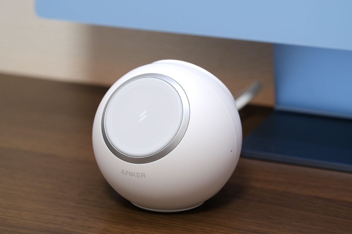 Anker 637 Magnetic Charging Station