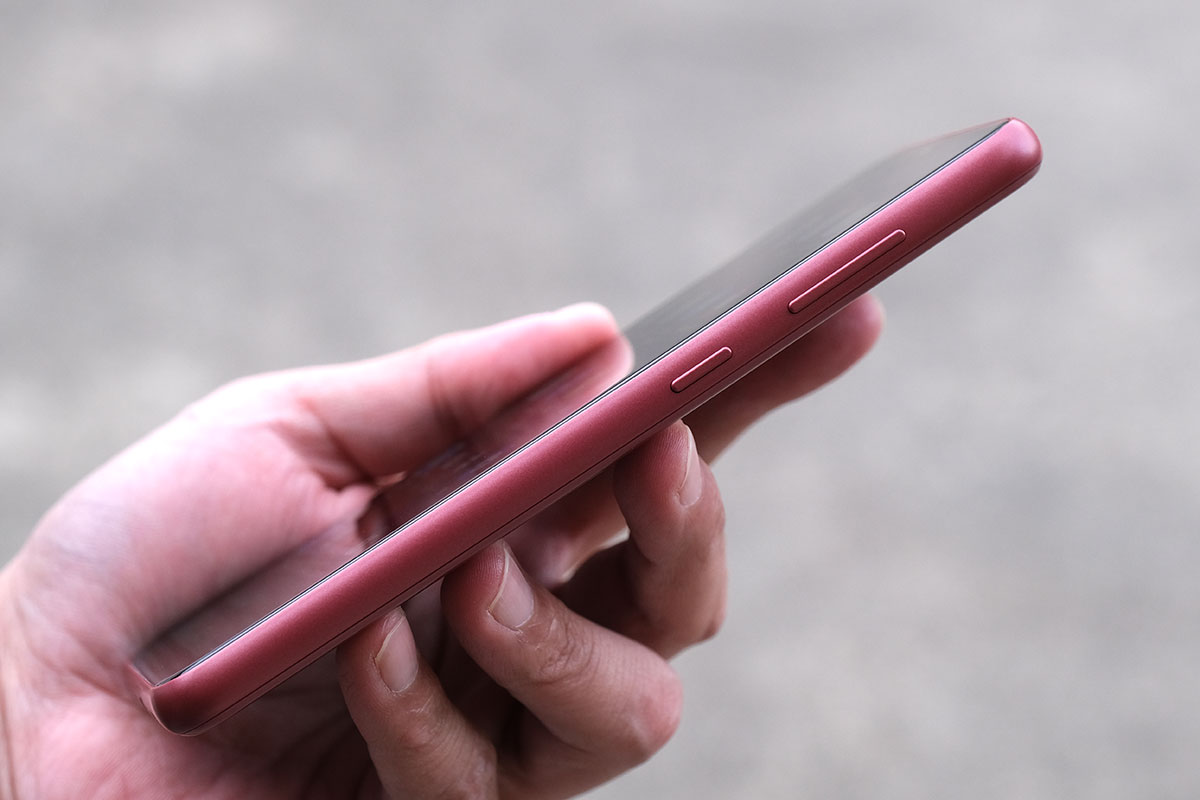 Galaxy A22 操作ボタン