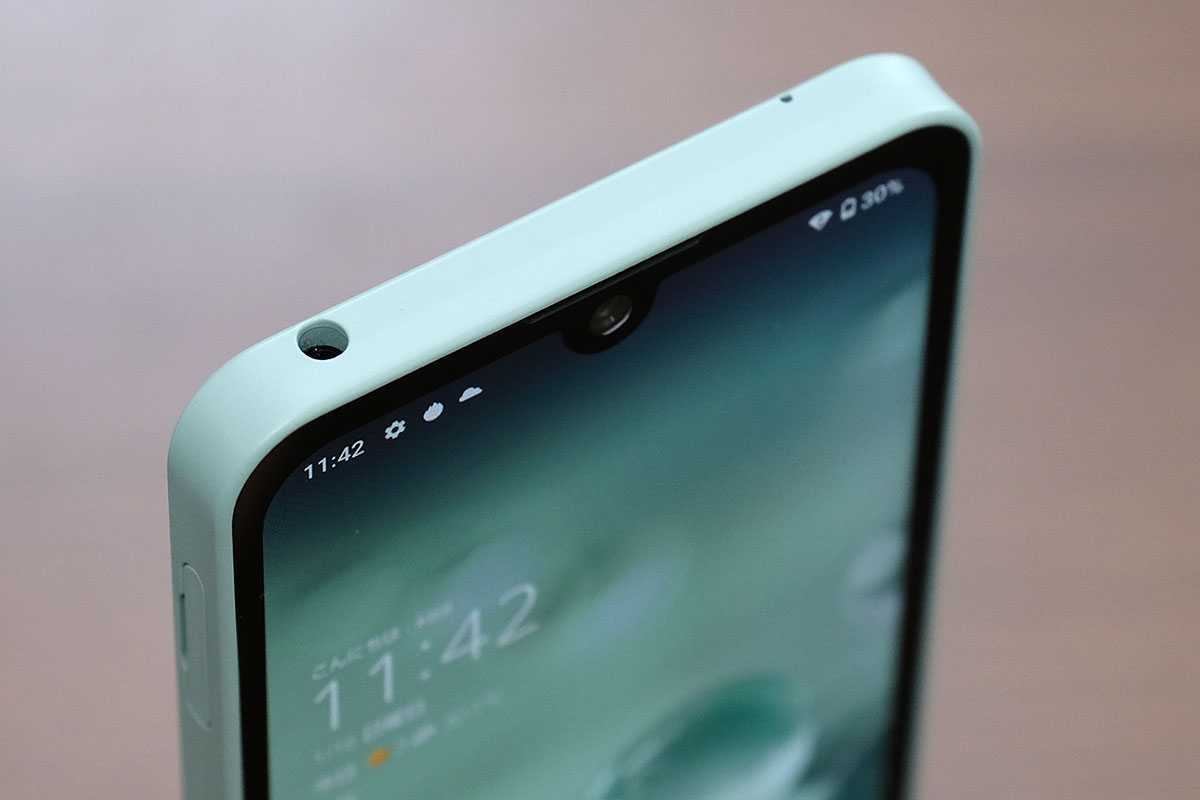 AQUOS wish 3.5mmオーディオジャック