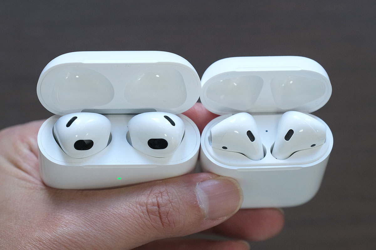 AirPods ProとAirPods(第2世代)の充電ケース