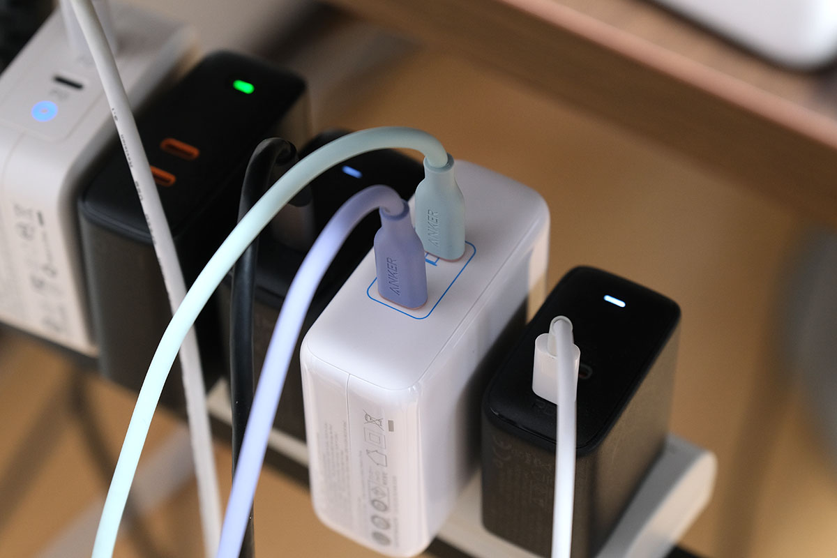 Anker PowerPort III 2-Port 100W を電源タップで使う