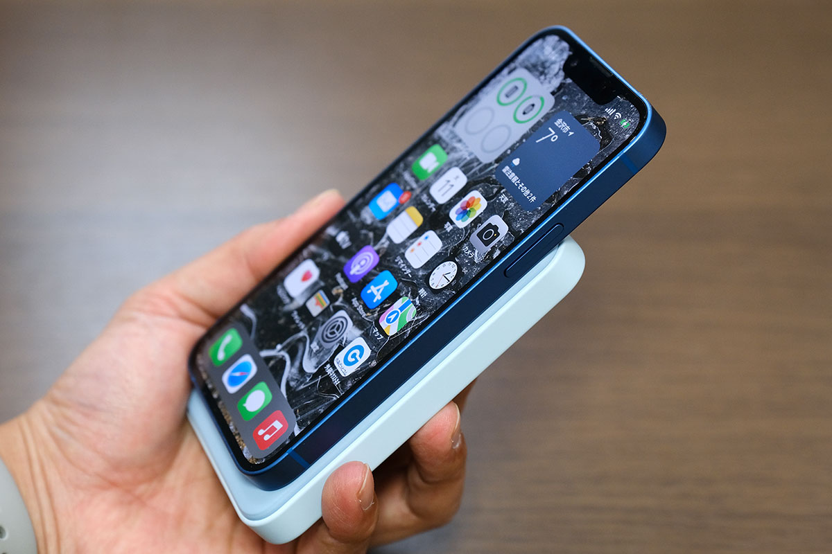 Anker 622とiPhone 13 miniの組み合わせ