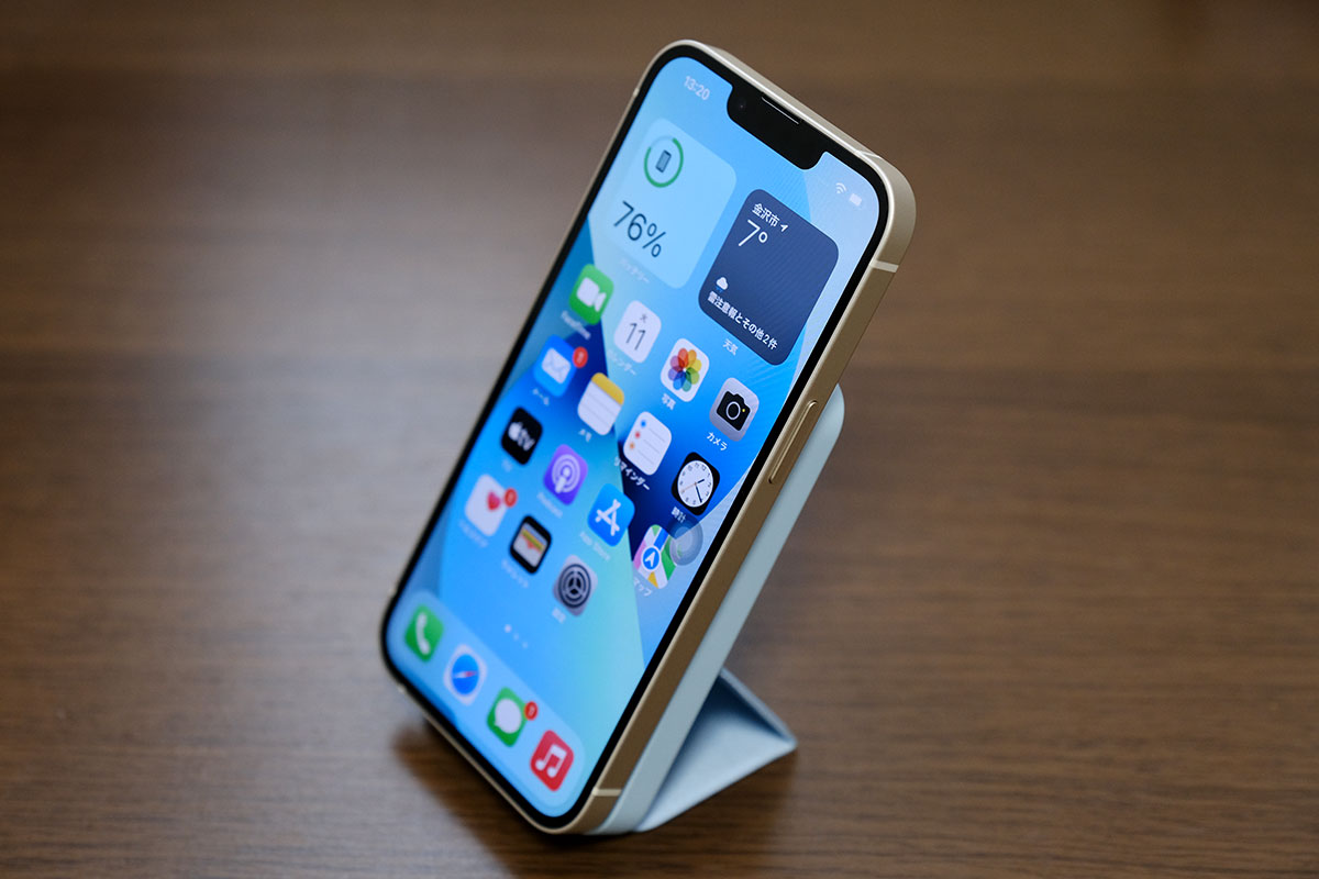 Anker 622 + iPhone 13 スタンド