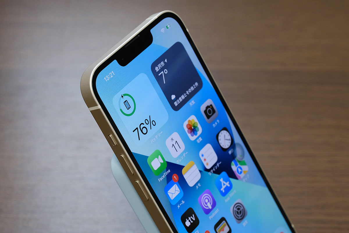 iPhone 13をAnker 622で充電する