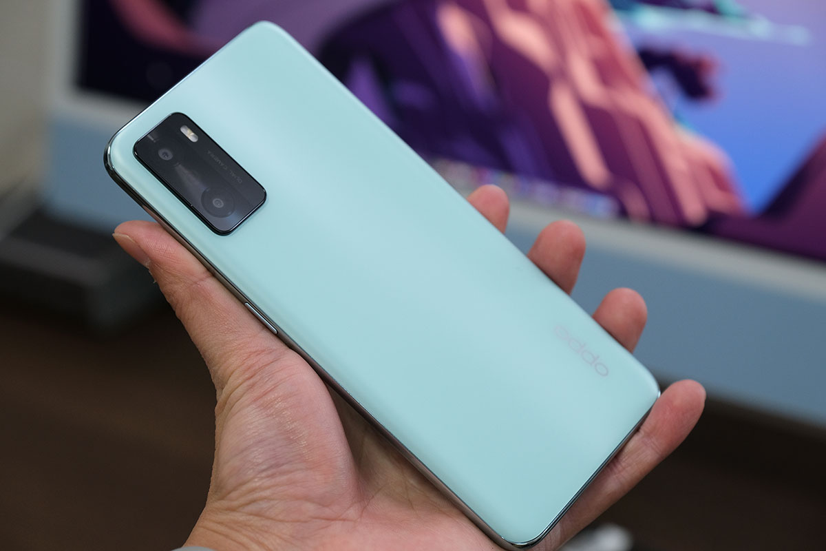 OPPO A55s 5G 背面パネル