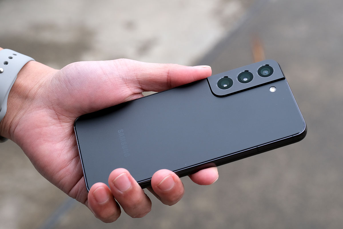 Galaxy S22 トリプルカメラ