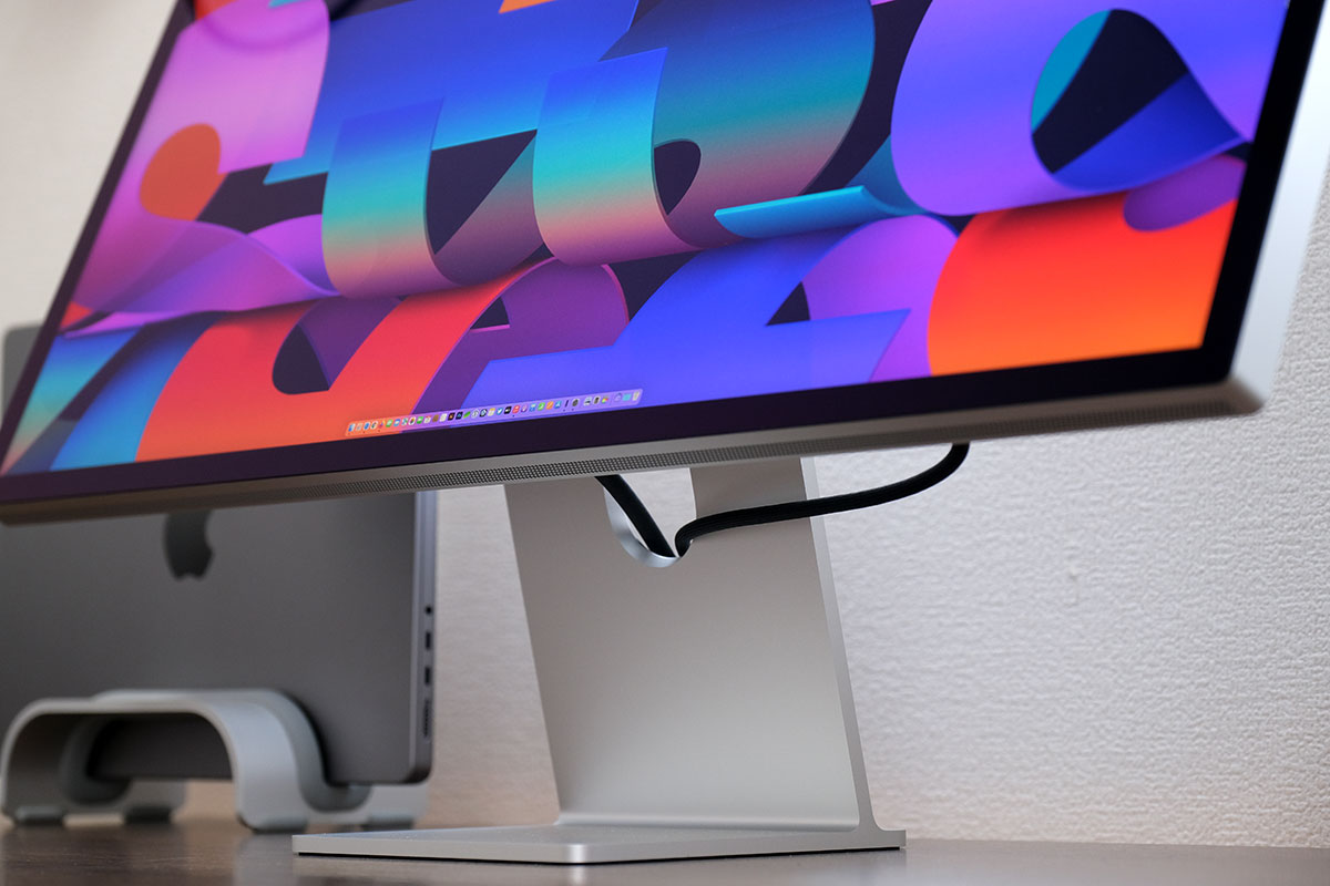 Studio Display フラットデザイン