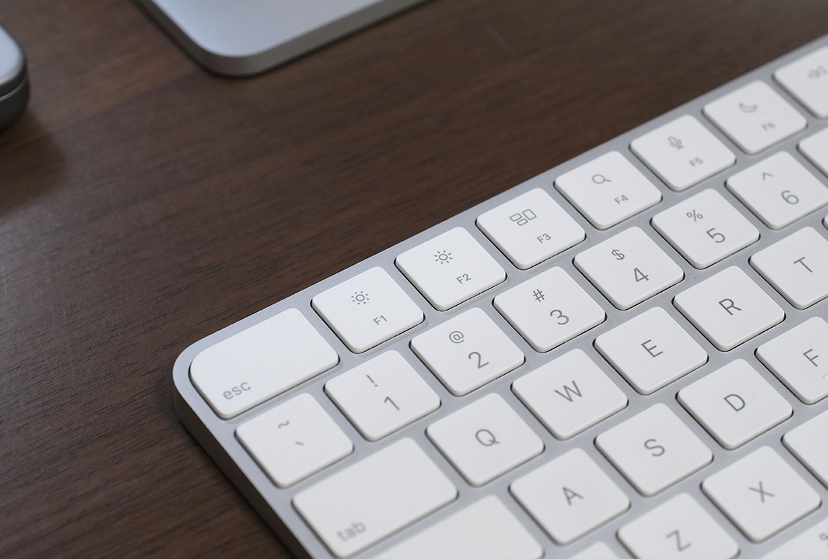 Magic Keyboardの輝度調整