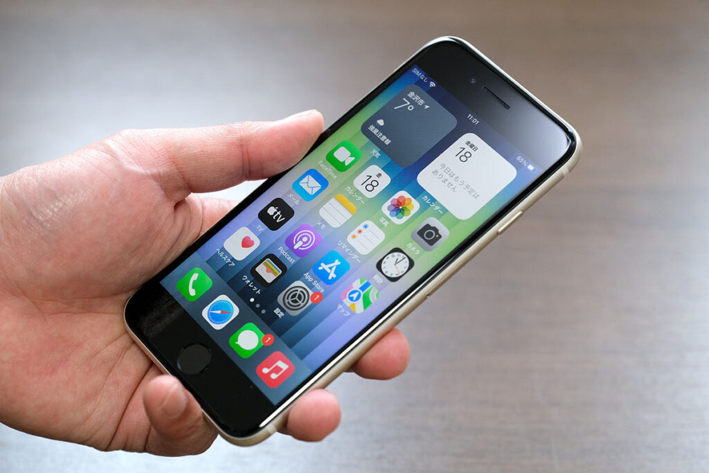 iPhone SE(第3世代)の正面デザイン