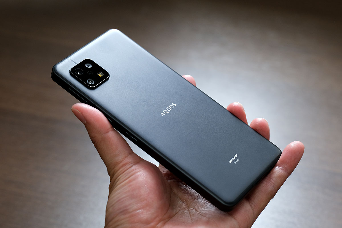 AQUOS sense6s 筐体デザイン