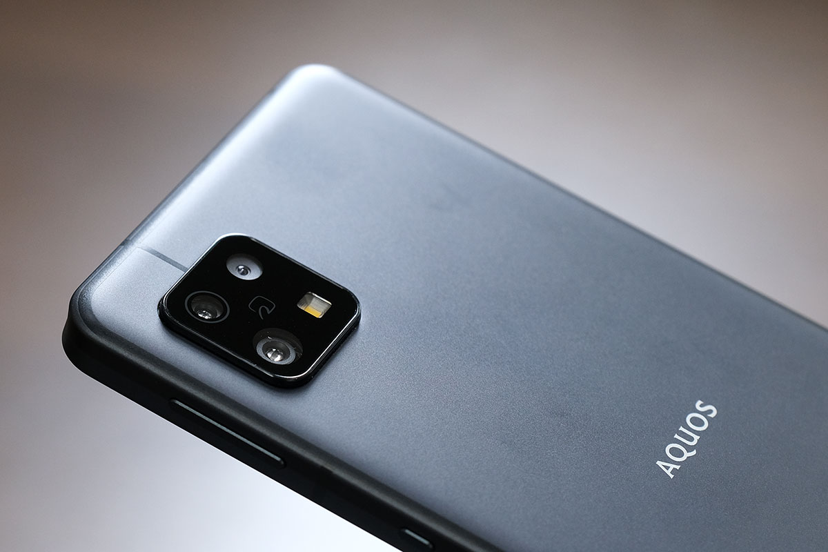 AQUOS sense6s リアカメラ
