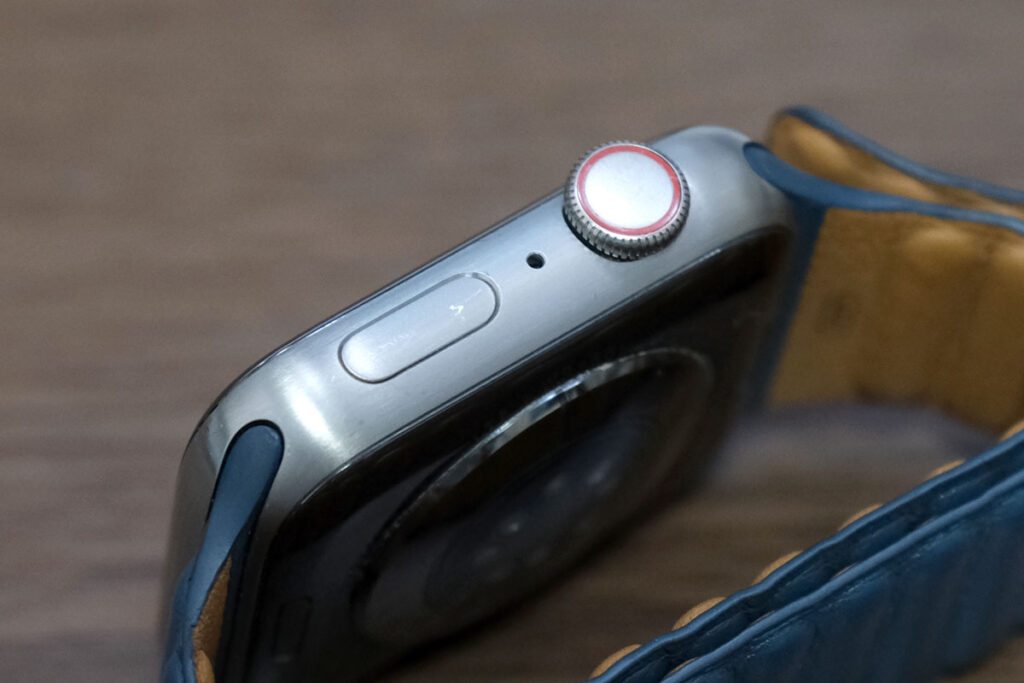Apple Watch チタニウムの傷