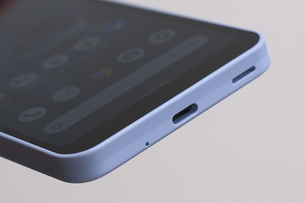 AQUOS wish2 USB-Cポート