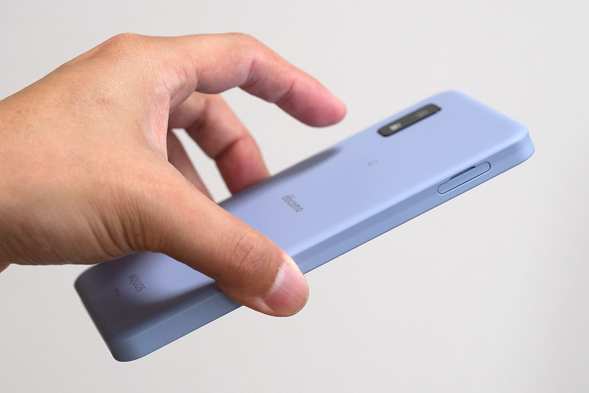 AQUOS wish2 サイズ感